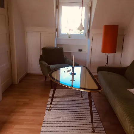 Homestay Vintage-mansarde Uber Wilden Garten *